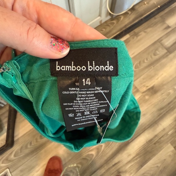 NWT Bamboo blonde Green Ruffle Skirt size 14 - Picture 4 of 5